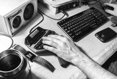 史无前例！哈维·阿隆索公开指责皇马“潜力猛兽”引记者不满 阿森纳伺机签下这位小将